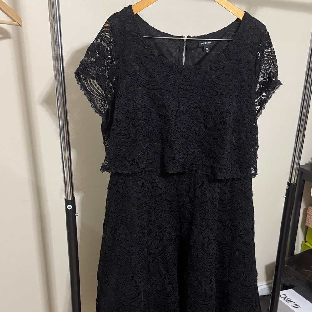 Torrid size 20 Black Lace Midi Dress with zip back